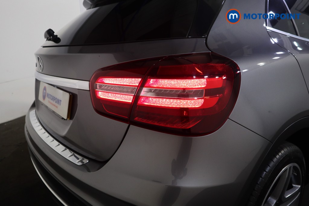 Mercedes-Benz GLA Amg Line Manual Petrol SUV - Stock Number (1553669) - 23rd supplementary image