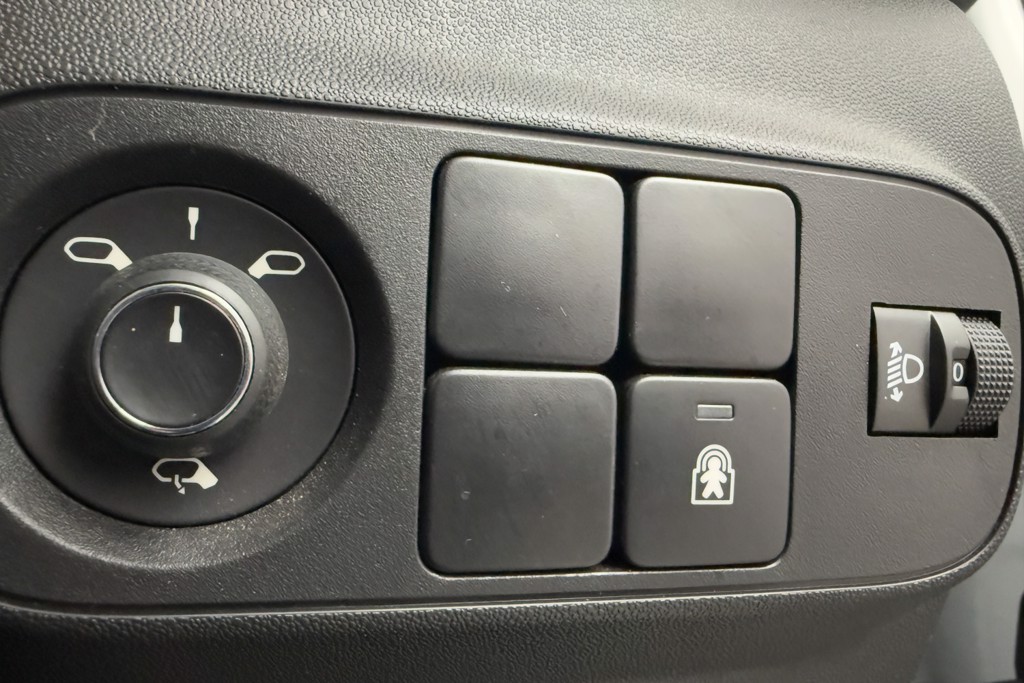 Citroen C3 C-Series Edition Manual Petrol Hatchback - Stock Number (1554055) - 16th supplementary image