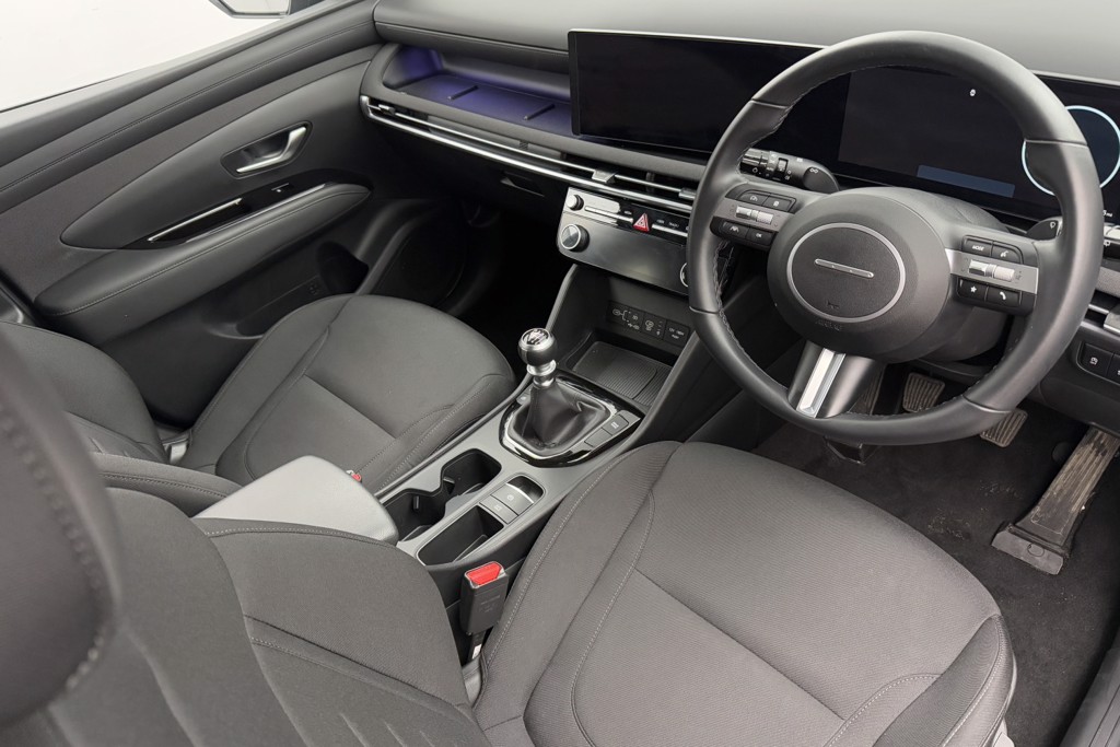Hyundai Tucson Advance Manual Petrol SUV - Stock Number (1554086) - 1st supplementary image