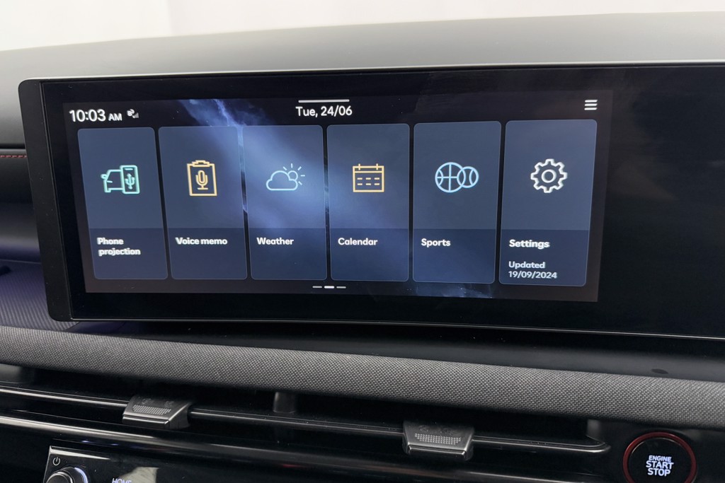 Hyundai Tucson N Line Manual Petrol SUV - Stock Number (1554145) - 8th supplementary image