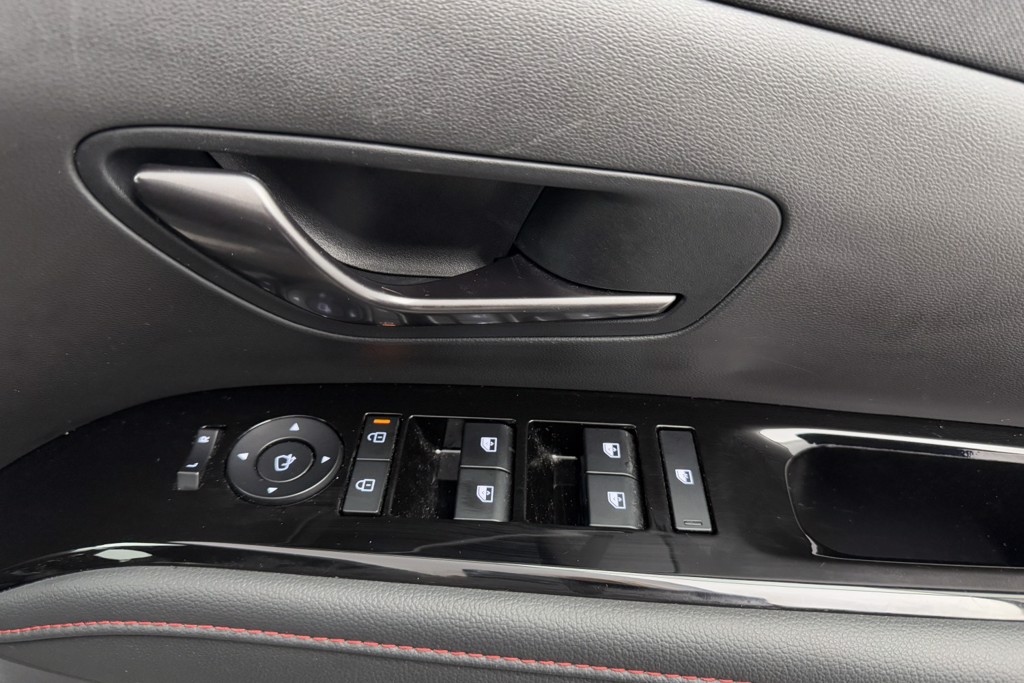 Hyundai Tucson N Line Manual Petrol SUV - Stock Number (1554145) - 19th supplementary image