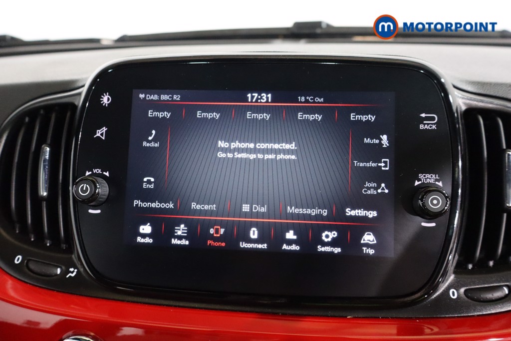 Fiat 500 Dolcevita Manual Petrol-Electric Hybrid Hatchback - Stock Number (1554275) - 5th supplementary image