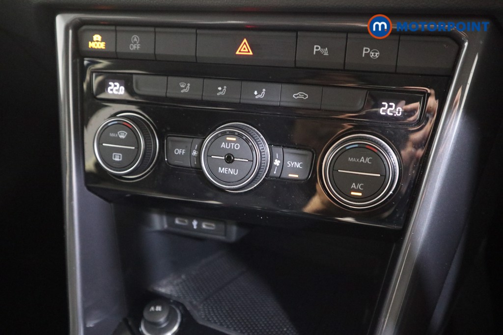 Volkswagen T-Roc SEL Manual Petrol SUV - Stock Number (1554382) - 7th supplementary image