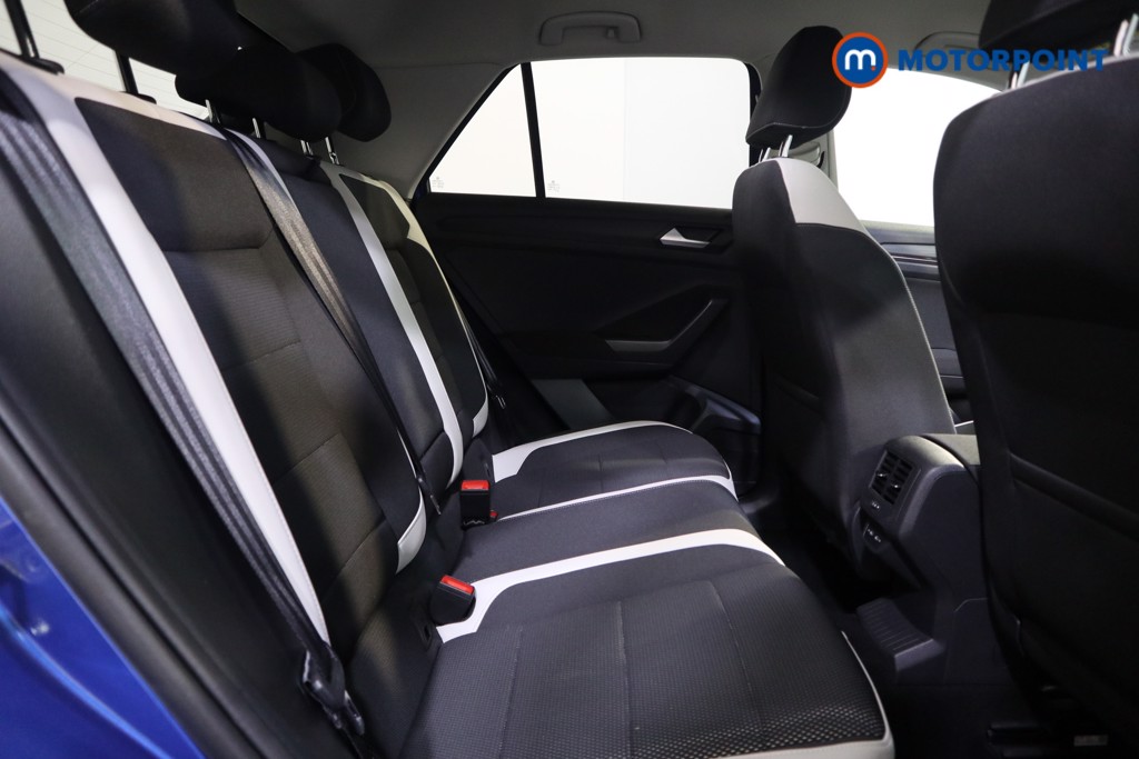 Volkswagen T-Roc SEL Manual Petrol SUV - Stock Number (1554382) - 13th supplementary image