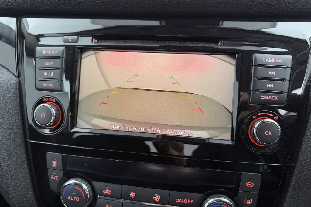 Nissan Qashqai Acenta Premium Automatic Diesel SUV - Stock Number (1554419) - 10th supplementary image