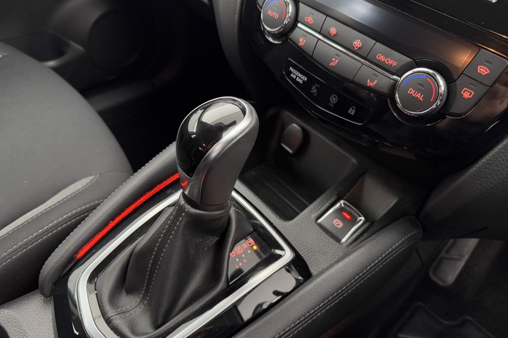 Nissan Qashqai Acenta Premium Automatic Diesel SUV - Stock Number (1554419) - 12th supplementary image