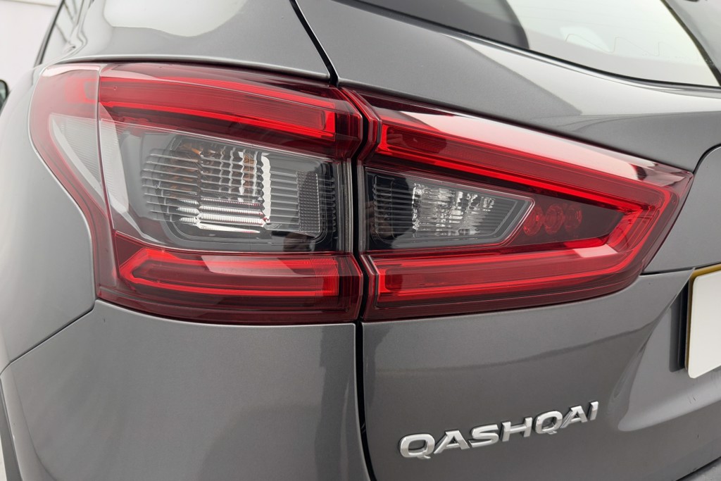 Nissan Qashqai Acenta Premium Automatic Diesel SUV - Stock Number (1554419) - 26th supplementary image