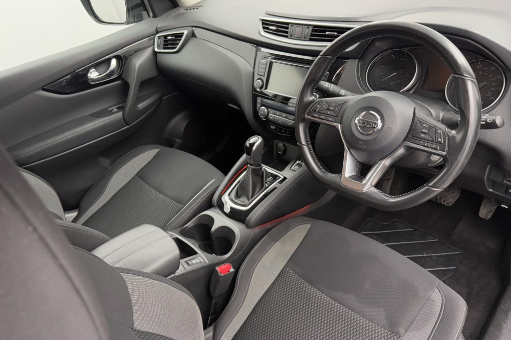 Nissan Qashqai Acenta Premium Automatic Diesel SUV - Stock Number (1554419) - 1st supplementary image