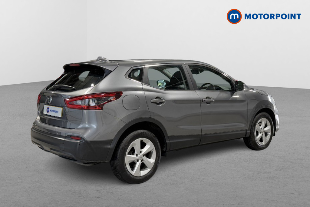 Nissan Qashqai Acenta Premium Automatic Diesel SUV - Stock Number (1554419) - Drivers side rear corner