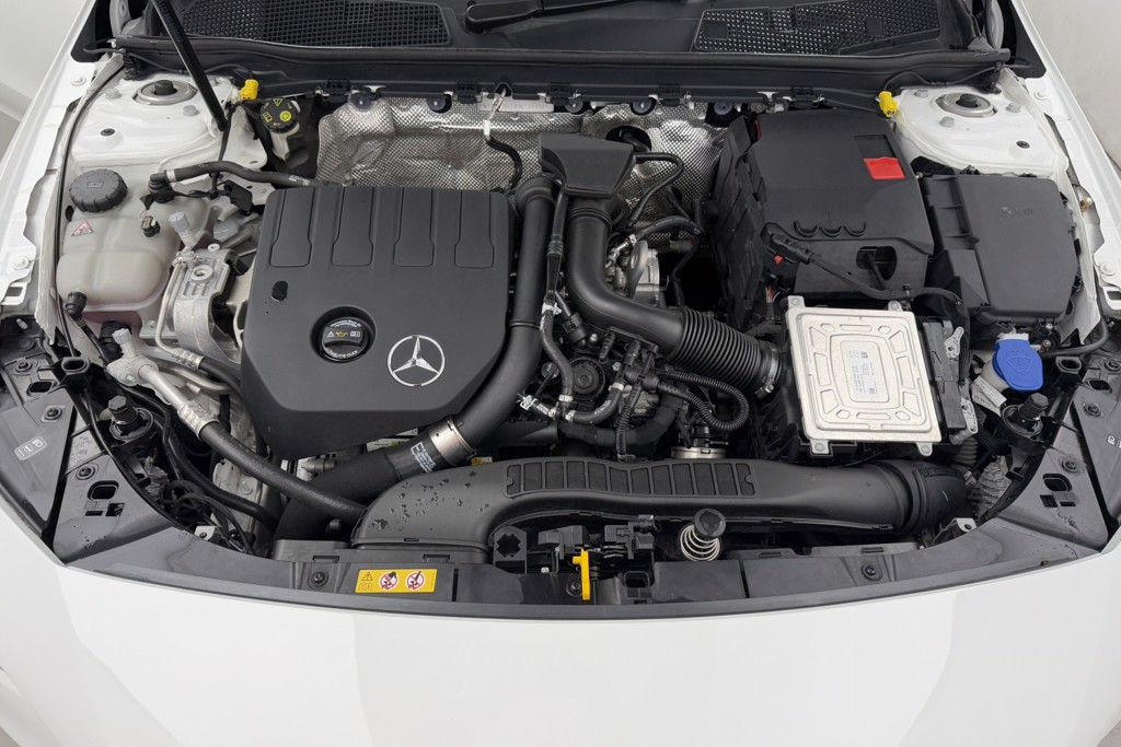 Mercedes-Benz CLA Amg Line Automatic Petrol Coupe - Stock Number (1554429) - 36th supplementary image