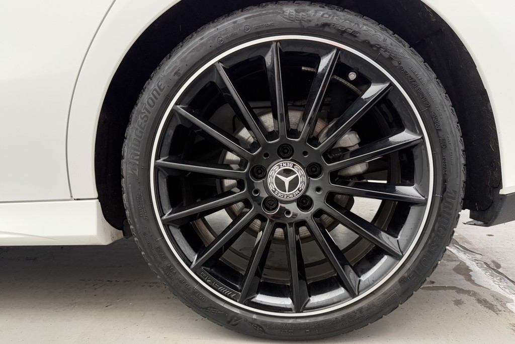 Mercedes-Benz CLA Amg Line Automatic Petrol Coupe - Stock Number (1554429) - 39th supplementary image