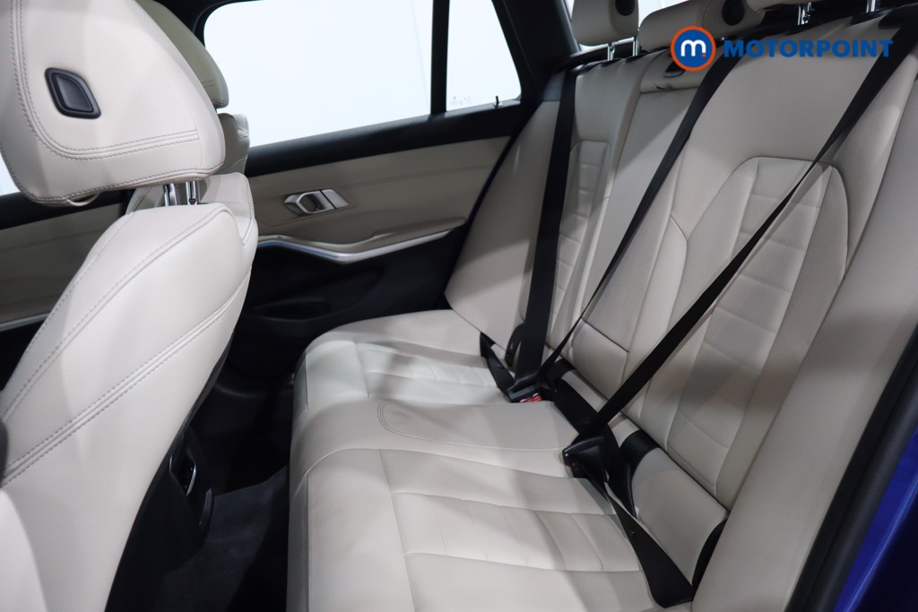 BMW 3 Series M Sport Automatic Petrol Plug-In Hybrid Estate - Stock Number (1554667) - 5th supplementary image
