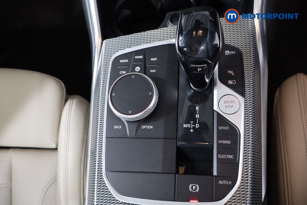 BMW 3 Series M Sport Automatic Petrol Plug-In Hybrid Estate - Stock Number (1554667) - 15th supplementary image
