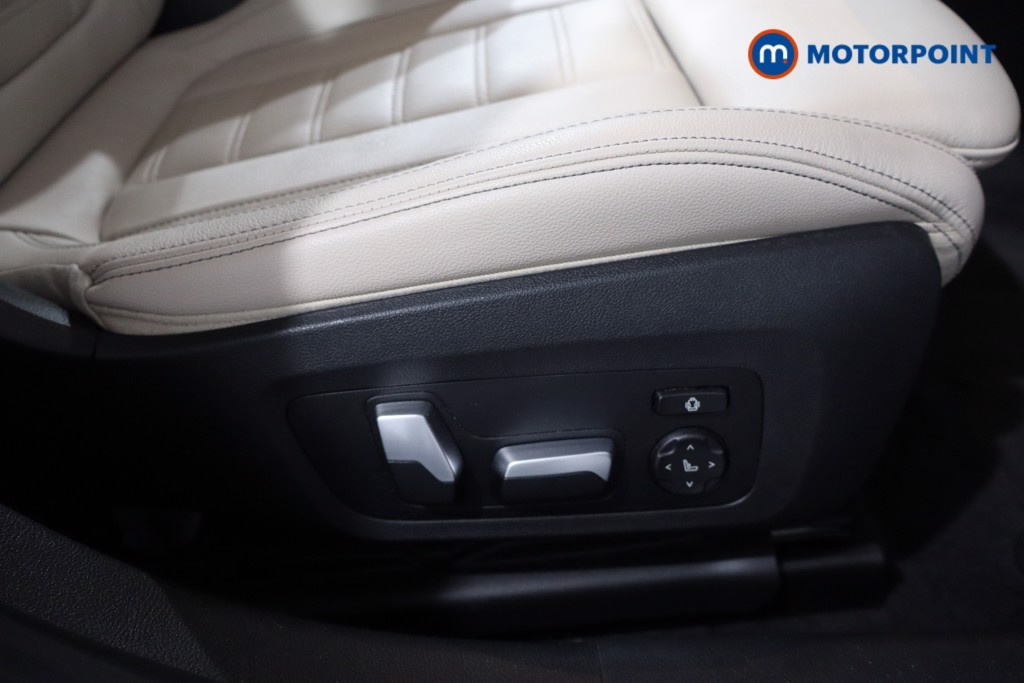 BMW 3 Series M Sport Automatic Petrol Plug-In Hybrid Estate - Stock Number (1554667) - 21st supplementary image