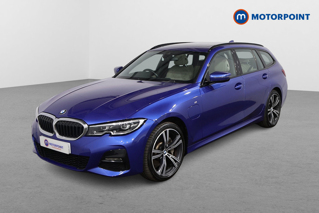 BMW 3 Series M Sport Automatic Petrol Plug-In Hybrid Estate - Stock Number (1554667) - Passenger side front corner