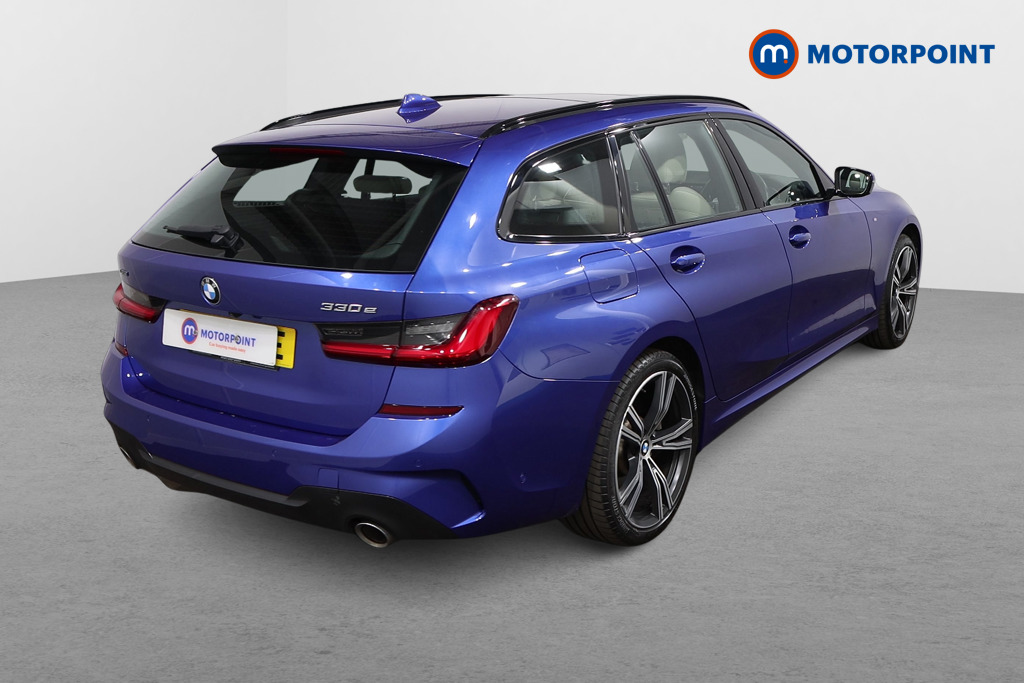 BMW 3 Series M Sport Automatic Petrol Plug-In Hybrid Estate - Stock Number (1554667) - Drivers side rear corner