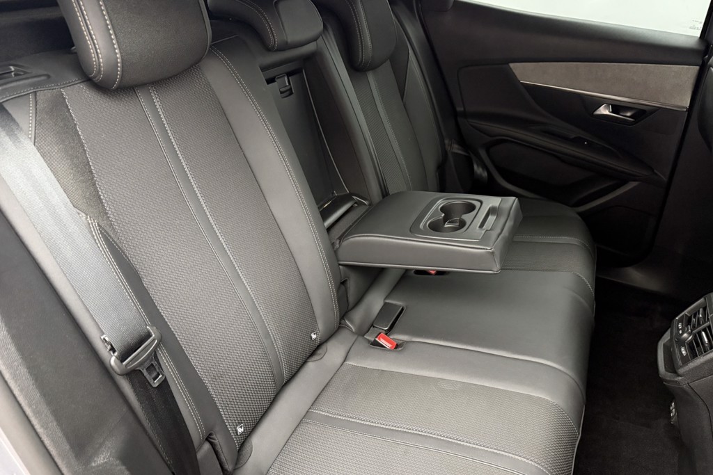 Peugeot 3008 GT Automatic Diesel SUV - Stock Number (1554819) - 23rd supplementary image