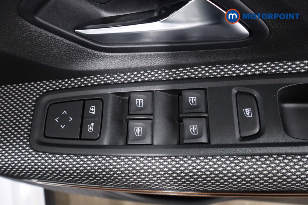 Dacia Sandero Stepway Comfort Manual Petrol-Lpg Hatchback - Stock Number (1555432) - 16th supplementary image