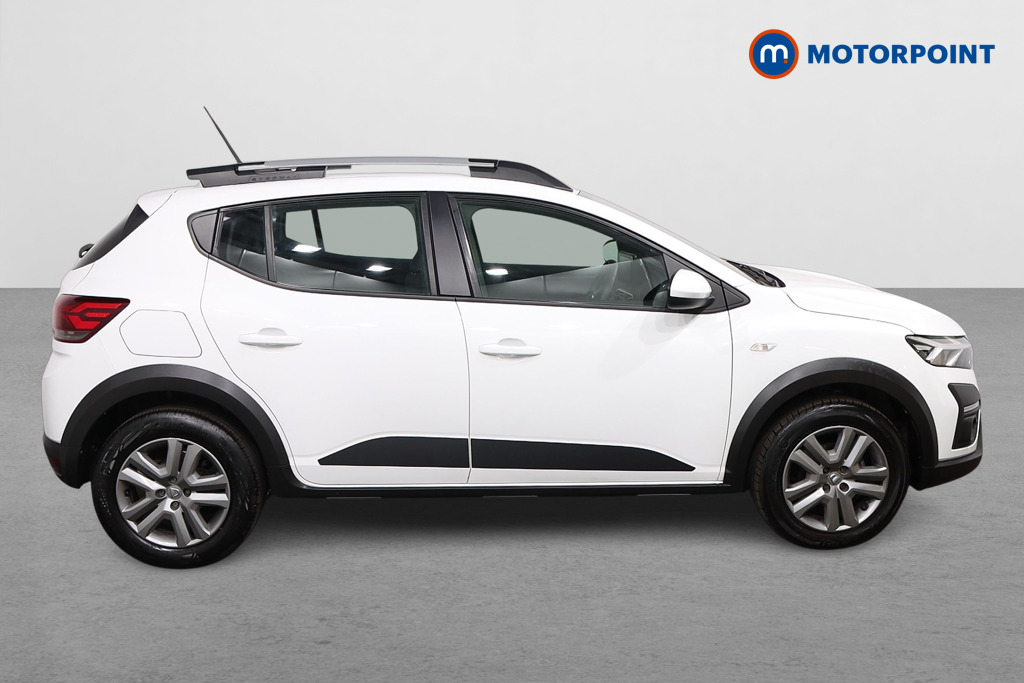 Dacia Sandero Stepway Comfort Manual Petrol-Lpg Hatchback - Stock Number (1555432) - Drivers side