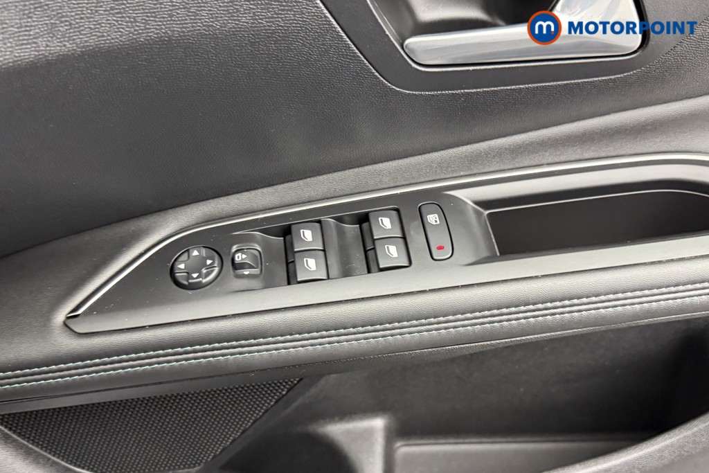 Peugeot 3008 Allure Premium Automatic Diesel SUV - Stock Number (1555542) - 15th supplementary image