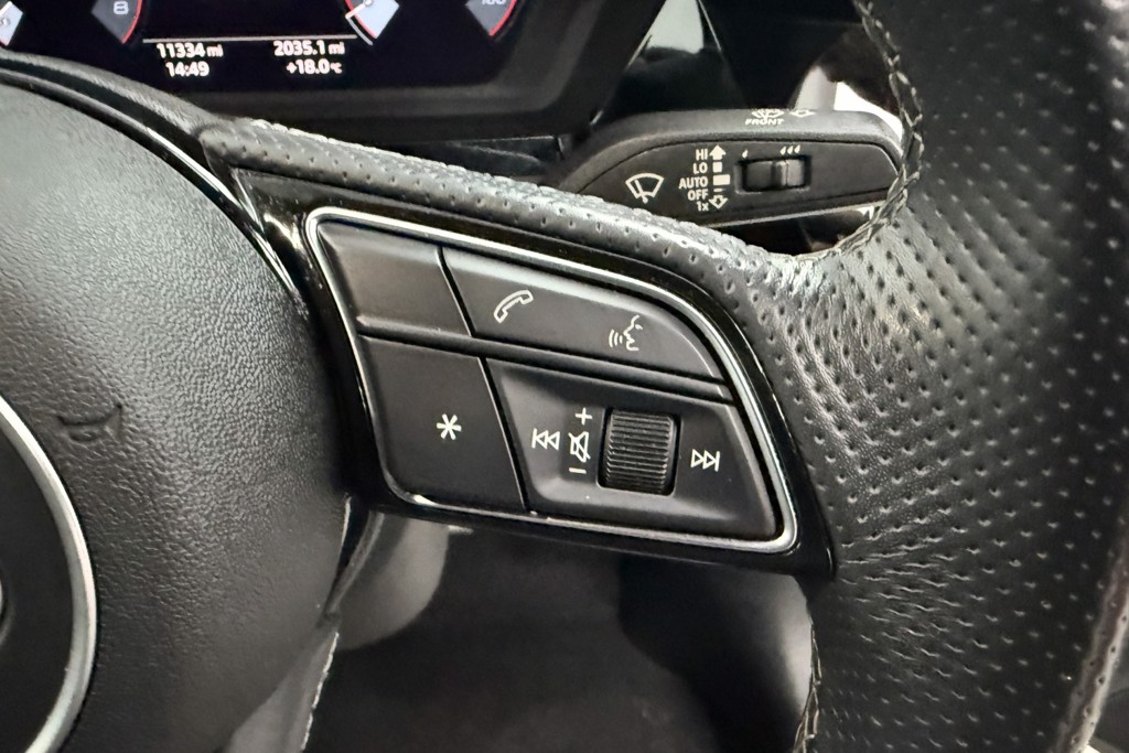 Audi A3 S Line Manual Petrol Saloon - Stock Number (1555975) - 4th supplementary image