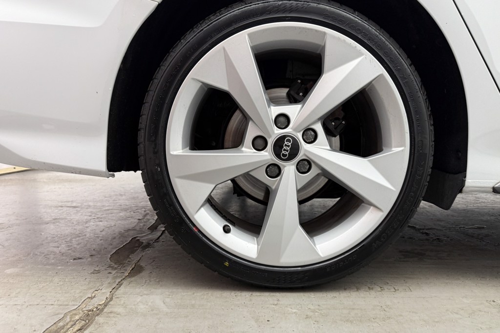 Audi A3 S Line Manual Petrol Saloon - Stock Number (1555975) - 33rd supplementary image