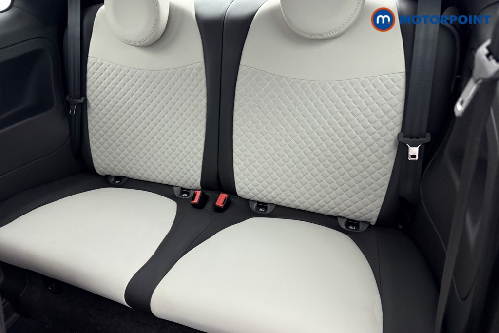 Fiat 500 Dolcevita Manual Petrol-Electric Hybrid Hatchback - Stock Number (1556009) - 18th supplementary image