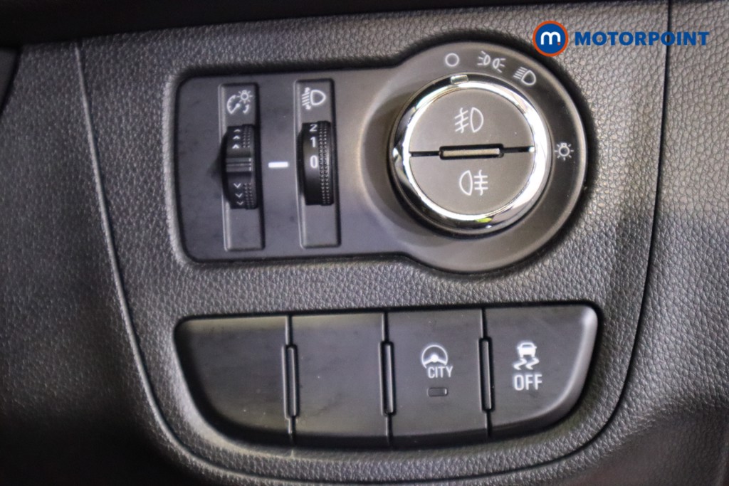 Vauxhall Viva Rocks Manual Petrol Hatchback - Stock Number (1556016) - 14th supplementary image