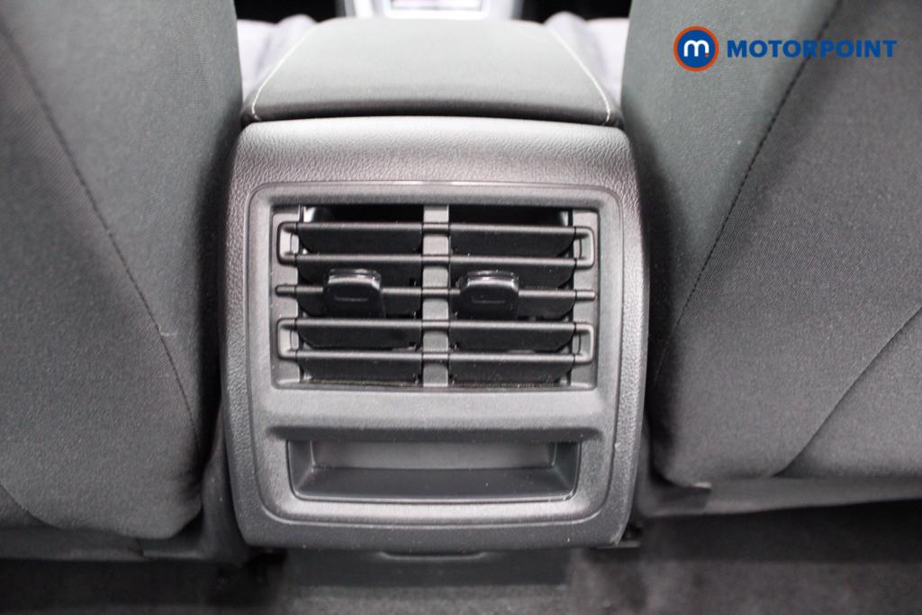 Volkswagen Golf Life Manual Petrol Hatchback - Stock Number (1556099) - 20th supplementary image