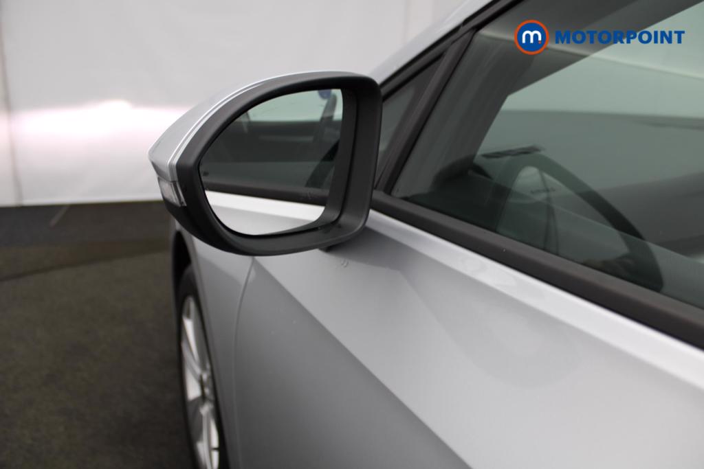 Volkswagen Golf Life Manual Petrol Hatchback - Stock Number (1556099) - 28th supplementary image