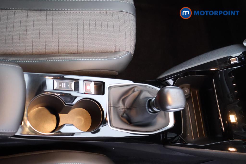 Peugeot 208 Allure Premium -Plus Manual Petrol Hatchback - Stock Number (1556211) - 8th supplementary image