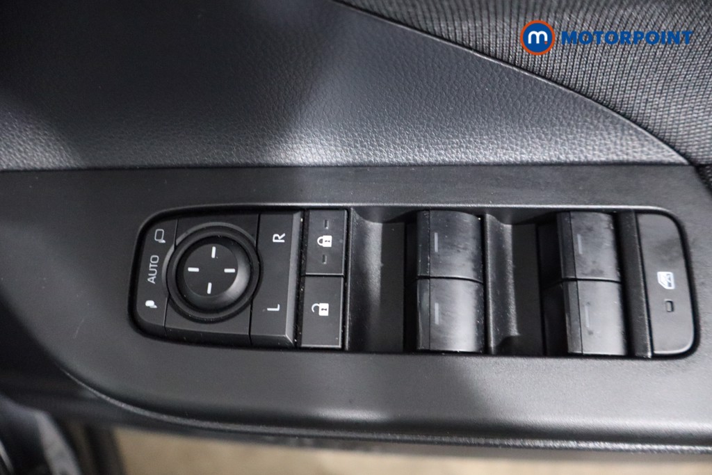 Toyota C-Hr Icon Automatic Petrol-Electric Hybrid SUV - Stock Number (1556273) - 17th supplementary image