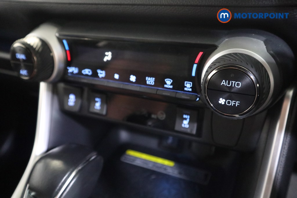 Toyota Rav4 Dynamic Automatic Petrol Plug-In Hybrid SUV - Stock Number (1556369) - 7th supplementary image