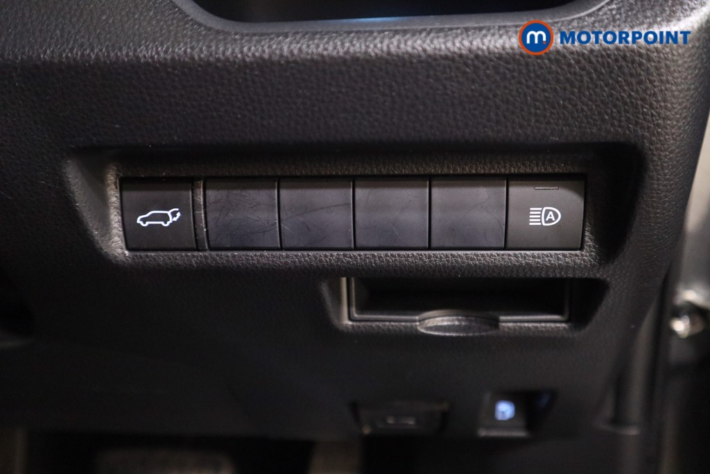 Toyota Rav4 Dynamic Automatic Petrol Plug-In Hybrid SUV - Stock Number (1556369) - 9th supplementary image