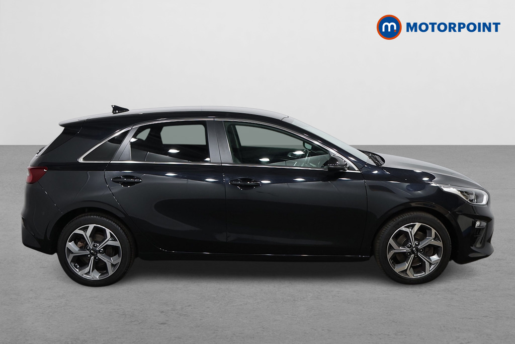 KIA Ceed 3 Manual Diesel Hatchback - Stock Number (1556523) - Drivers side