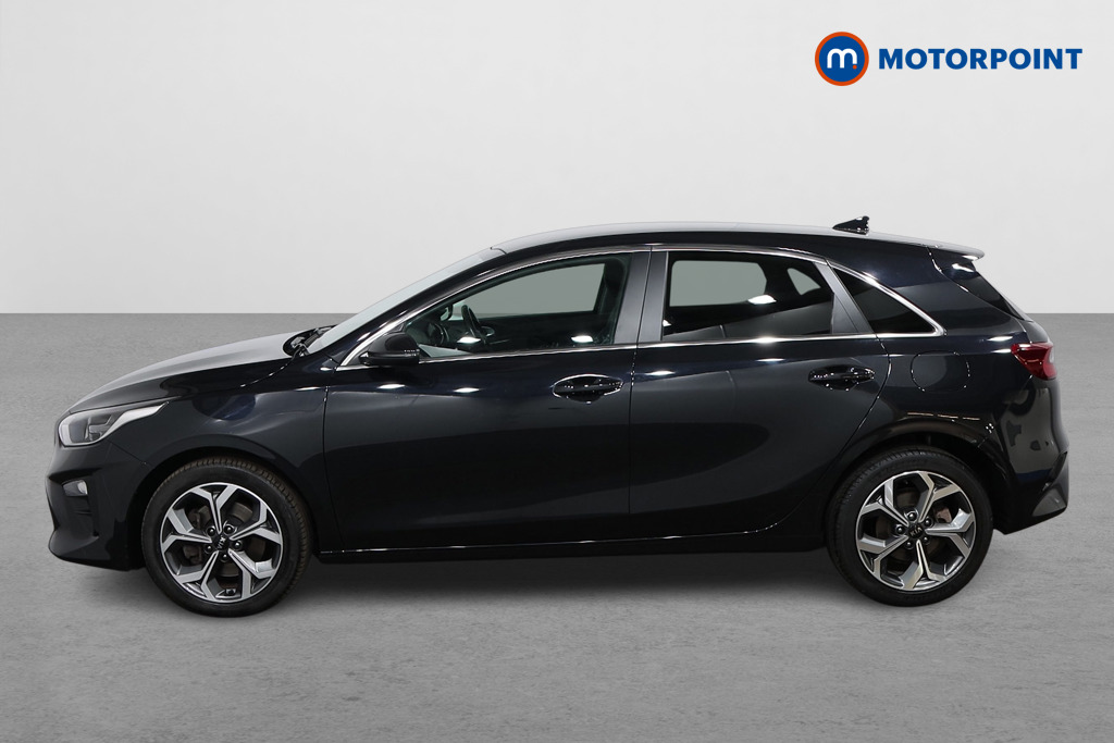 KIA Ceed 3 Manual Diesel Hatchback - Stock Number (1556523) - Passenger side