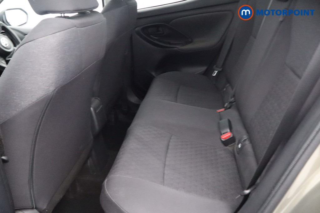 Toyota Yaris Design Automatic Petrol-Electric Hybrid Hatchback - Stock Number (1556624) - 19th supplementary image