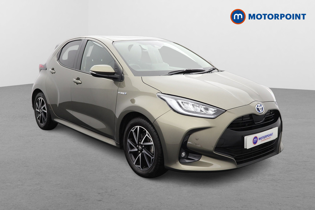 Toyota Yaris Design Automatic Petrol-Electric Hybrid Hatchback - Stock Number (1556624) - Drivers side front corner