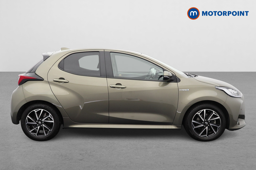 Toyota Yaris Design Automatic Petrol-Electric Hybrid Hatchback - Stock Number (1556624) - Drivers side