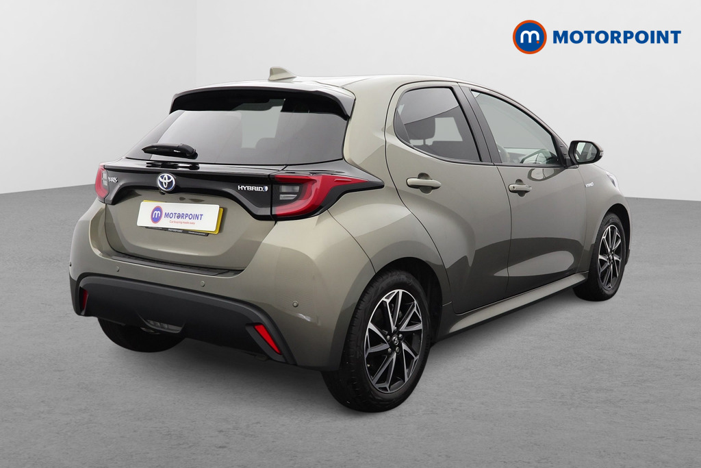Toyota Yaris Design Automatic Petrol-Electric Hybrid Hatchback - Stock Number (1556624) - Drivers side rear corner