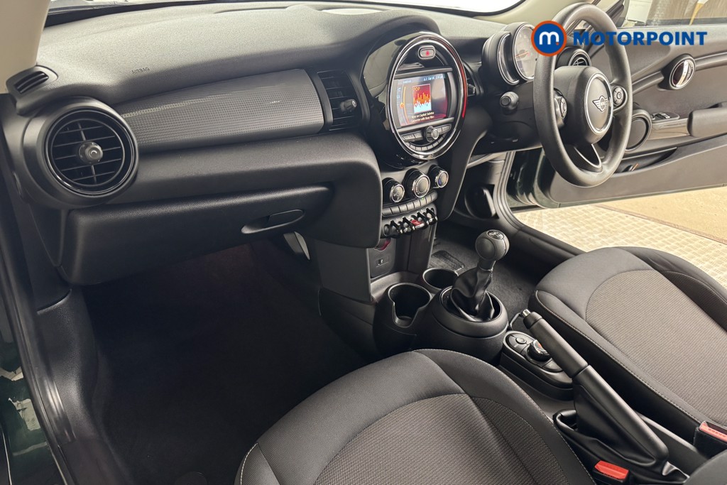 Mini Hatchback Cooper Classic Manual Petrol Hatchback - Stock Number (1556747) - 8th supplementary image