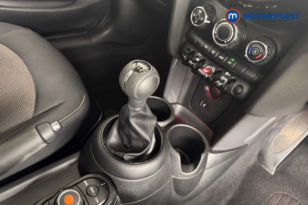 Mini Hatchback Cooper Classic Manual Petrol Hatchback - Stock Number (1556747) - 11th supplementary image