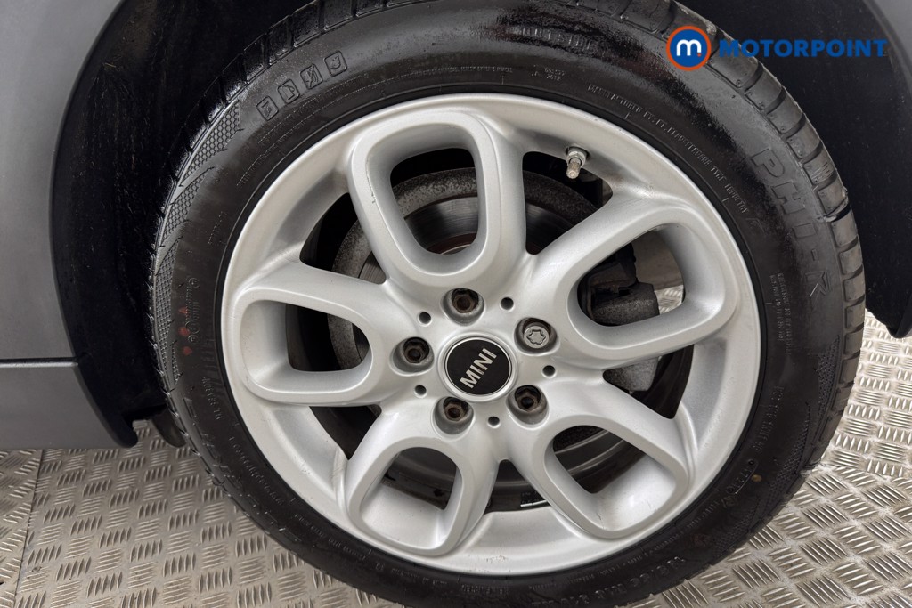 Mini Hatchback Cooper Classic Manual Petrol Hatchback - Stock Number (1556747) - 23rd supplementary image