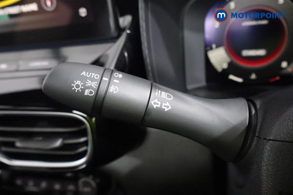 Nissan Juke Tekna Manual Petrol SUV - Stock Number (1556787) - 8th supplementary image