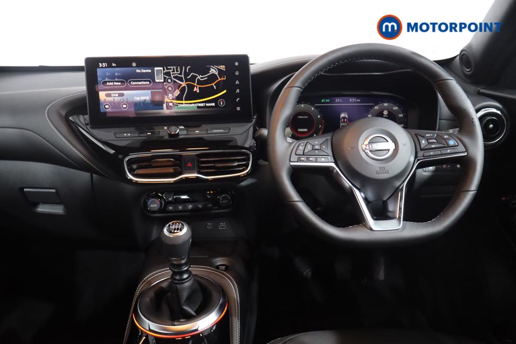 Nissan Juke Tekna Manual Petrol SUV - Stock Number (1556787) - 1st supplementary image