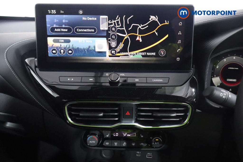Nissan Juke Tekna Manual Petrol SUV - Stock Number (1556788) - 2nd supplementary image