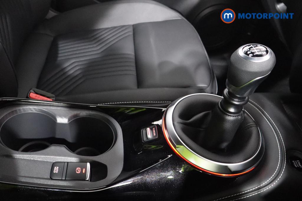 Nissan Juke Tekna Manual Petrol SUV - Stock Number (1556788) - 3rd supplementary image