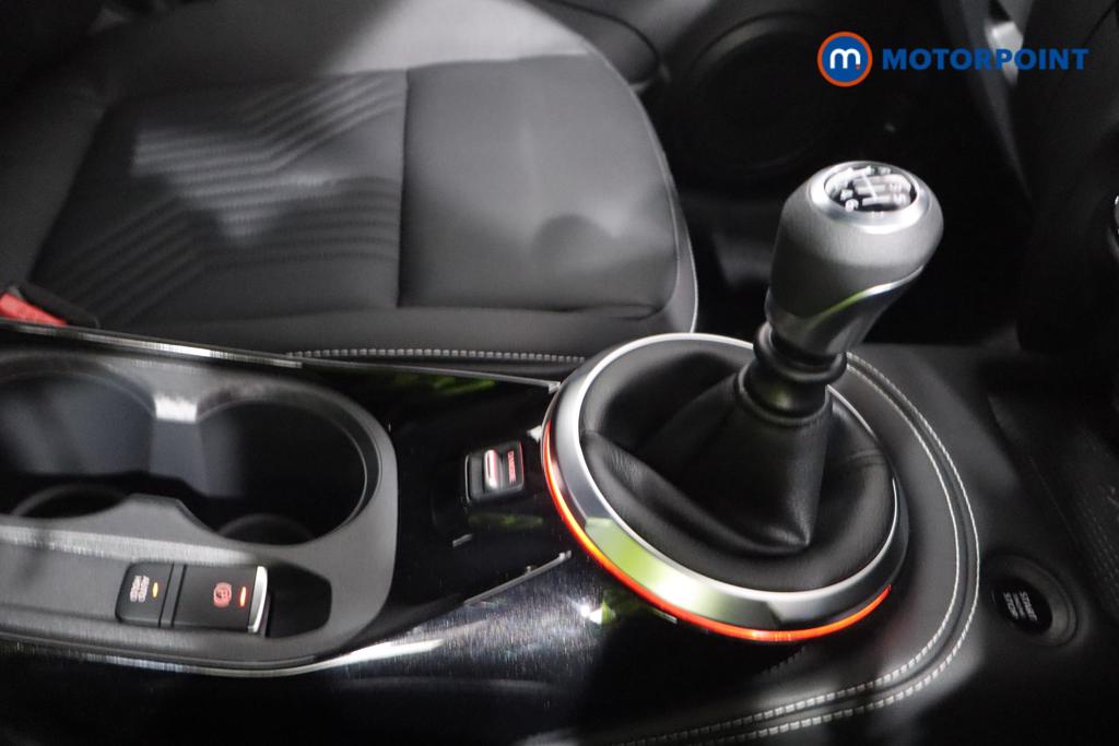 Nissan Juke Tekna Manual Petrol SUV - Stock Number (1556789) - 3rd supplementary image