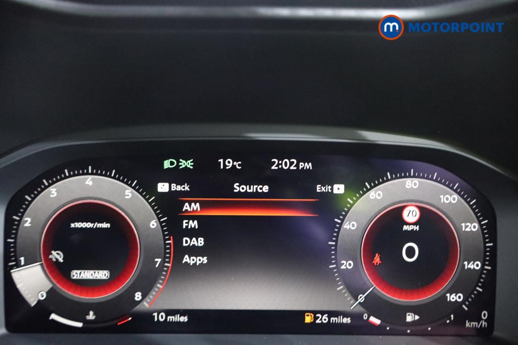 Nissan Juke Tekna Manual Petrol SUV - Stock Number (1556789) - 4th supplementary image