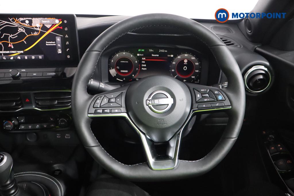 Nissan Juke Tekna Manual Petrol SUV - Stock Number (1556789) - 5th supplementary image